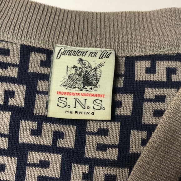 S.N.S. Herning Denmark Sweater - Picture 4 of 7